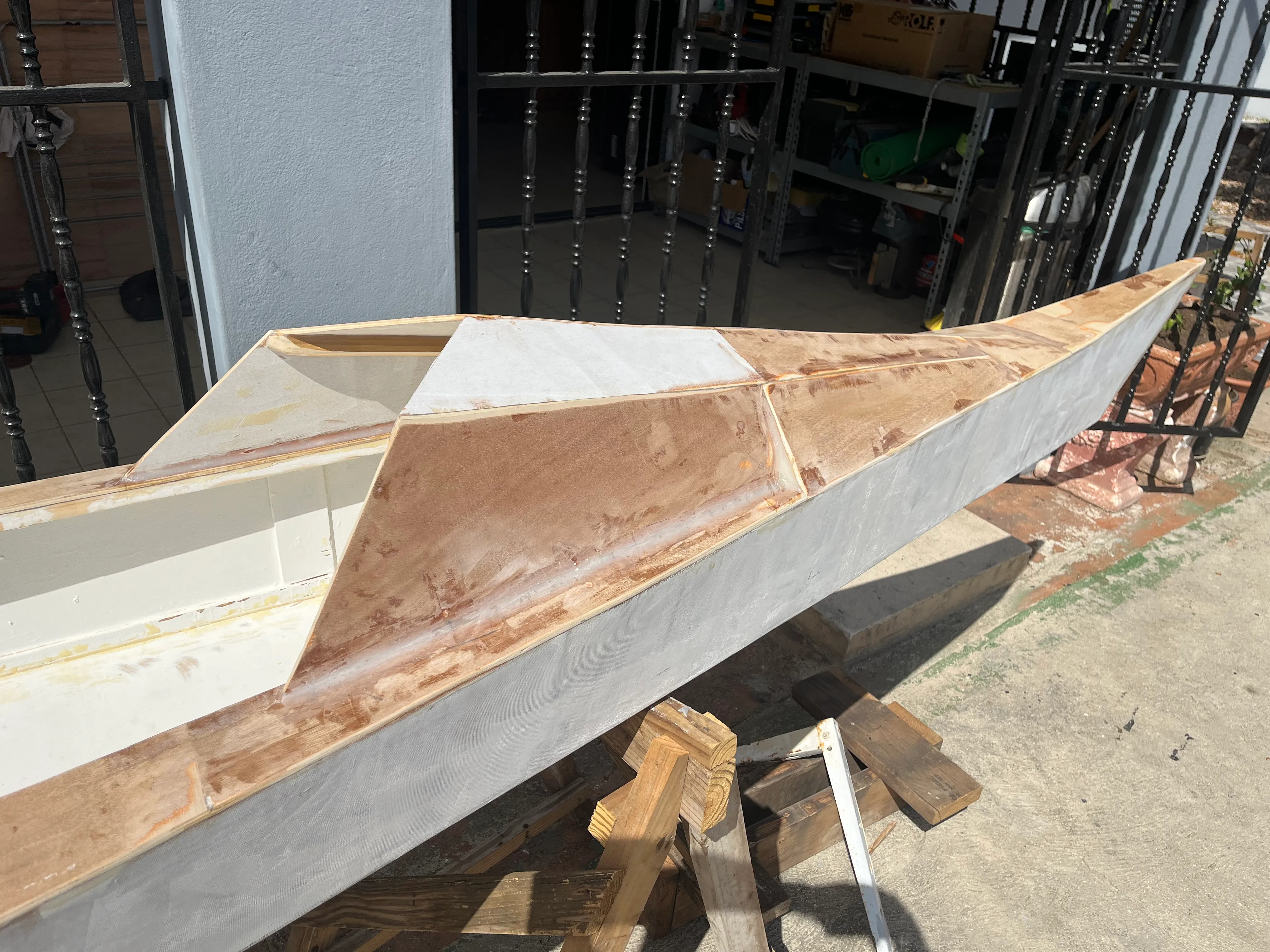 Kayak craftsmanship in Curaçao